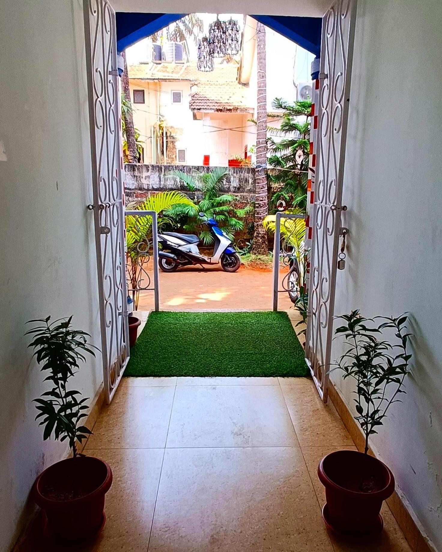 Casa Somanjo Inn Calangute Ngoại thất bức ảnh